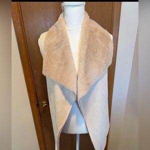 Twelfth Love Stylish Tan and Cream Faux Fur Vest Size M